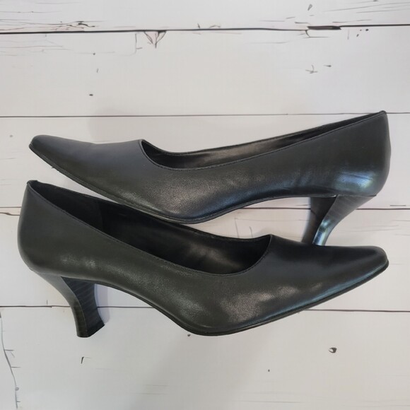 Croft & Barrow black leather pump shoes size 7 - Picture 7 of 10
